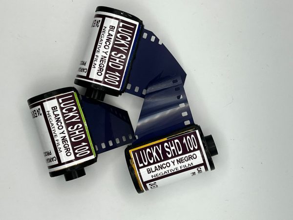 Carga B&N Lucky SHD100 24 Exposiciones